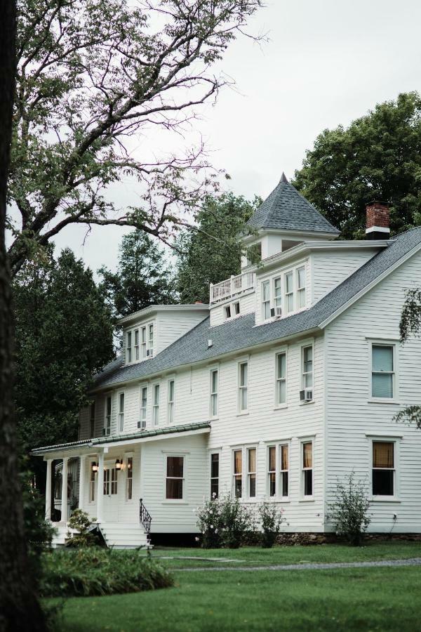 Foxfire Mountain House Hotel Mount Pleasant Exterior foto
